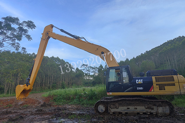 平陆运河CAT336-15米加长臂沙巴·体育·案例